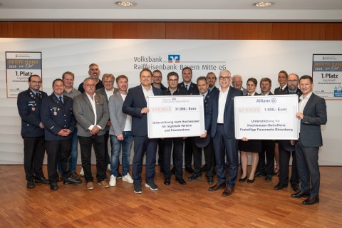 Volksbank Bayern Mitte spendet 31.000 Euro an Hochwasser-betroffene Vereine und Feuerwehren