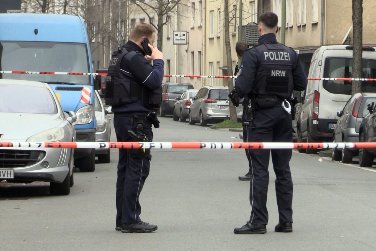 Der Tatort wurde von der Polizei abgesperrt.